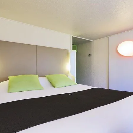 Campanile Montpellier Est Le Millenaire Hotel Exterior foto