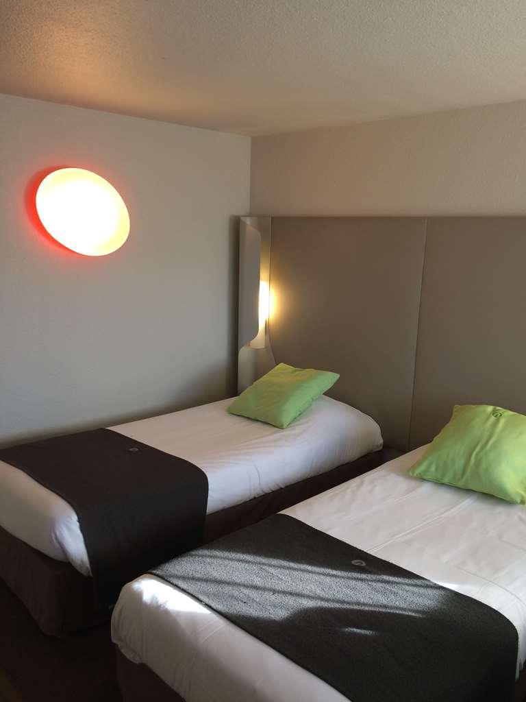Hotel Campanile Est Le Millénaire