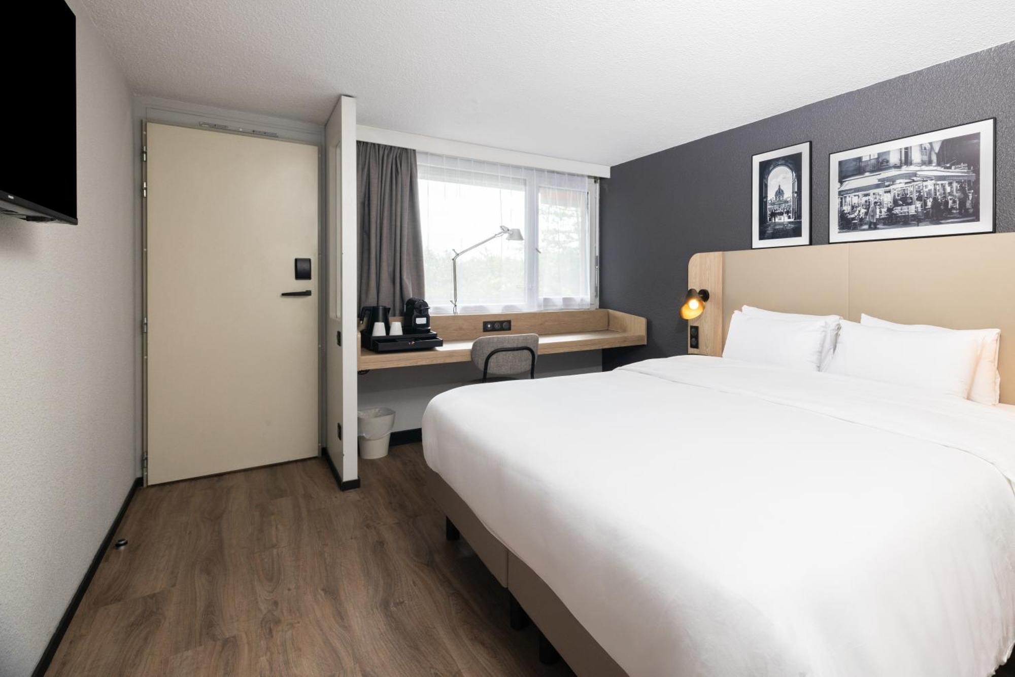 Campanile Est Le Millénaire Hotel