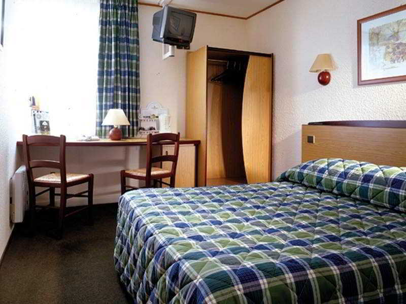 Campanile Est Le Millénaire 3*